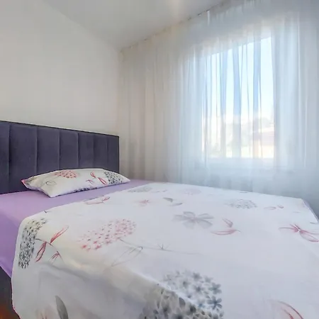 Noemi By Interhome Apartamento Rijeka