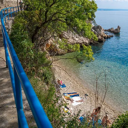 Noemi By Interhome Rijeka