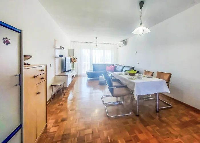 Apartment Noemi By Interhome